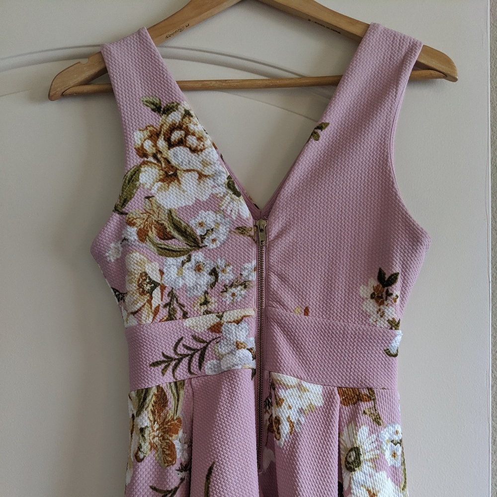 NEW English Rose Pink Floral Mini Dress! - Picture 3 of 7